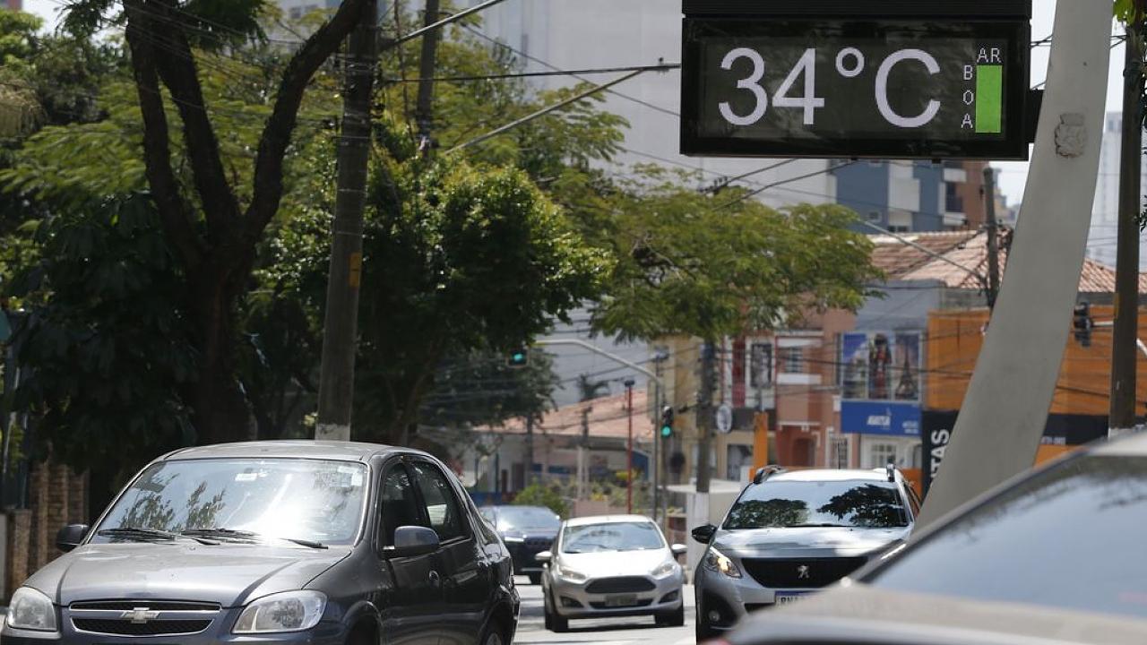 Onda de calor chega ao Vale do Paraíba e deixa temperaturas elevadas